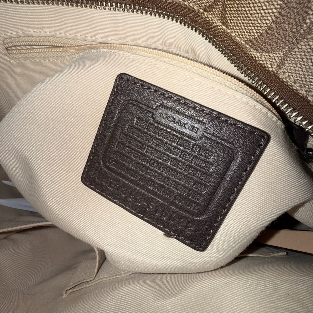 Coach handbag - Picture 6 of 6